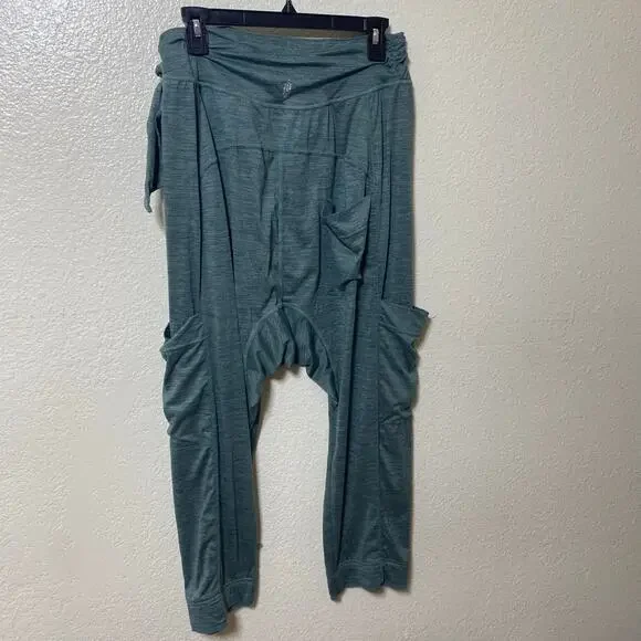 Free People Movement The Right Path Athleisure Harem Pants in Frosted Pine Sz M - Picture 8 of 11